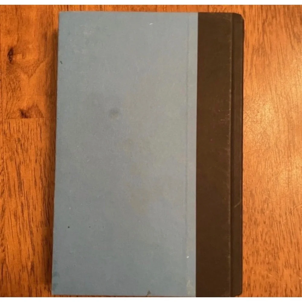 Wonder by R.J. Palacio Hardcover Book Alfred A. Knopf Choose Kind Blue Black